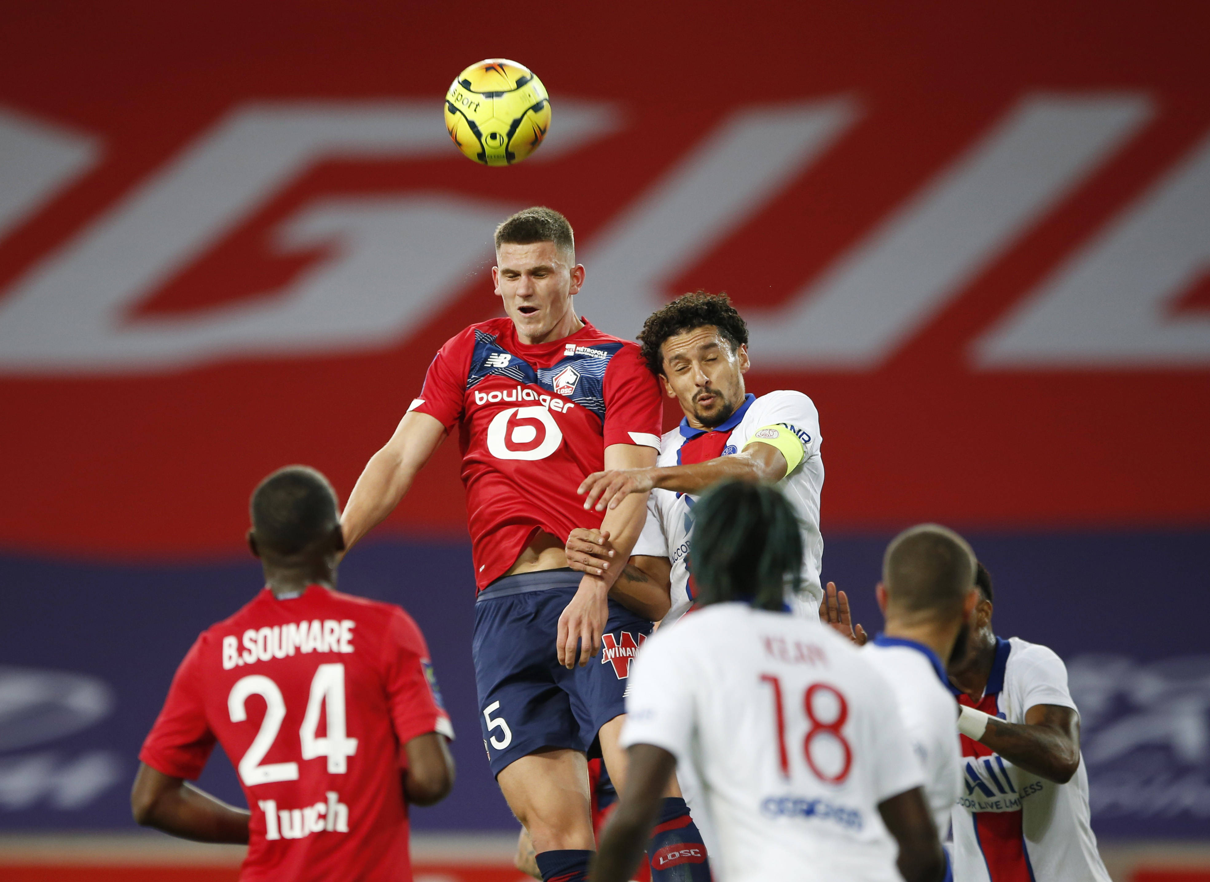 包含窗口期法甲焦点战；成都蓉城战术微调；媒体盛赞；年轻球员得到机会的词条