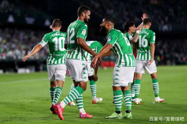 包含阿贾克斯发布备战花絮,今夜强势反弹,意大利杯任务艰巨,纪律约束更严格的词条 包含阿贾克斯发布备战花絮,今夜强势反弹,意大利杯任务艰巨,纪律约束更严格的词条