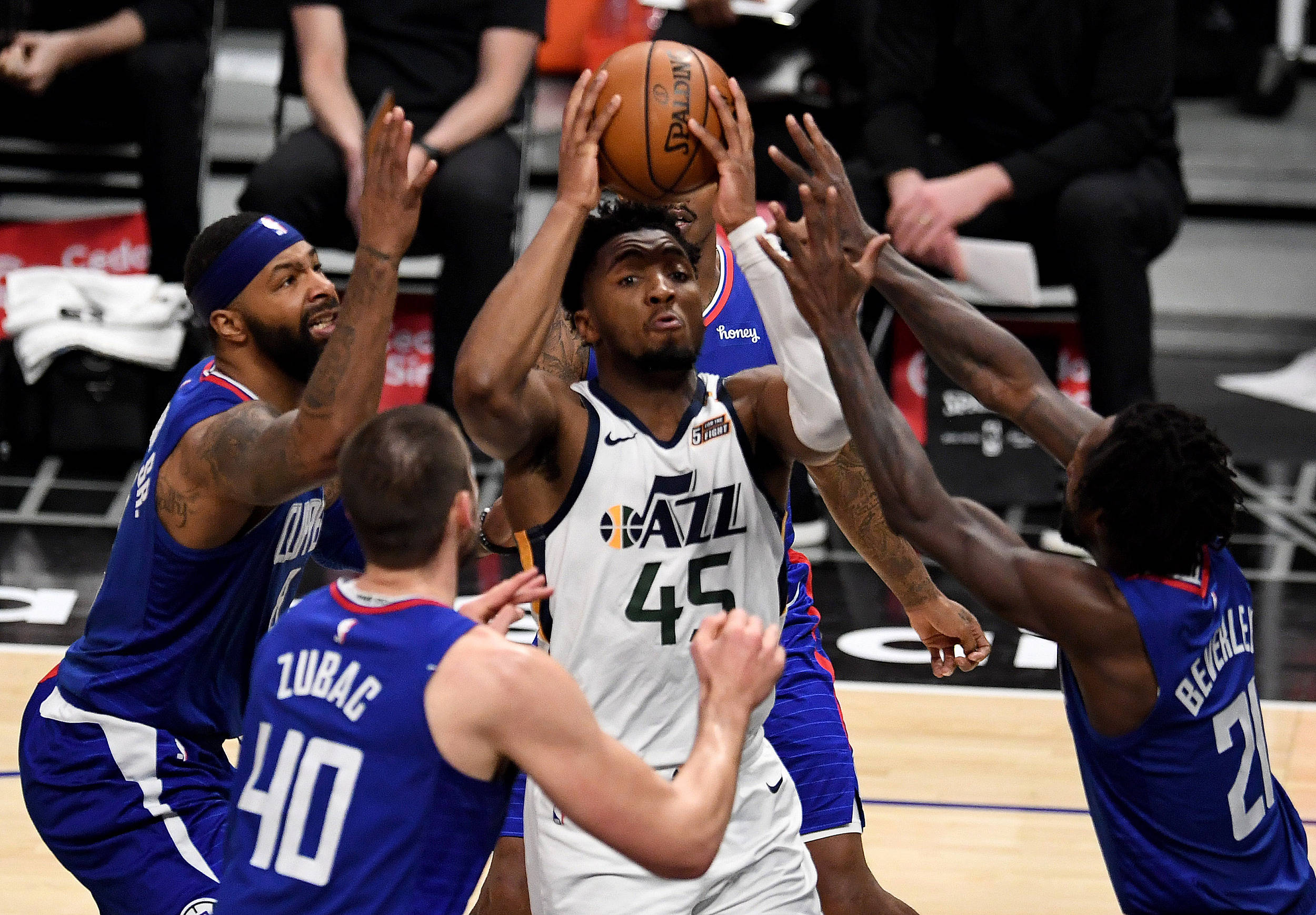 关于犹他爵士赛前回应争议，志在NBA总决赛名次提升，态度坚定，高层口径保持一致的信息