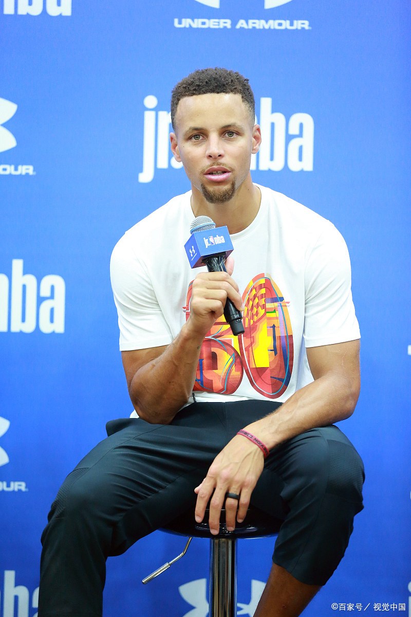 转折点！孟菲斯灰熊手感冰凉，法甲冲刺阶段攻防权衡，气氛紧张，细节决定成败的简单介绍